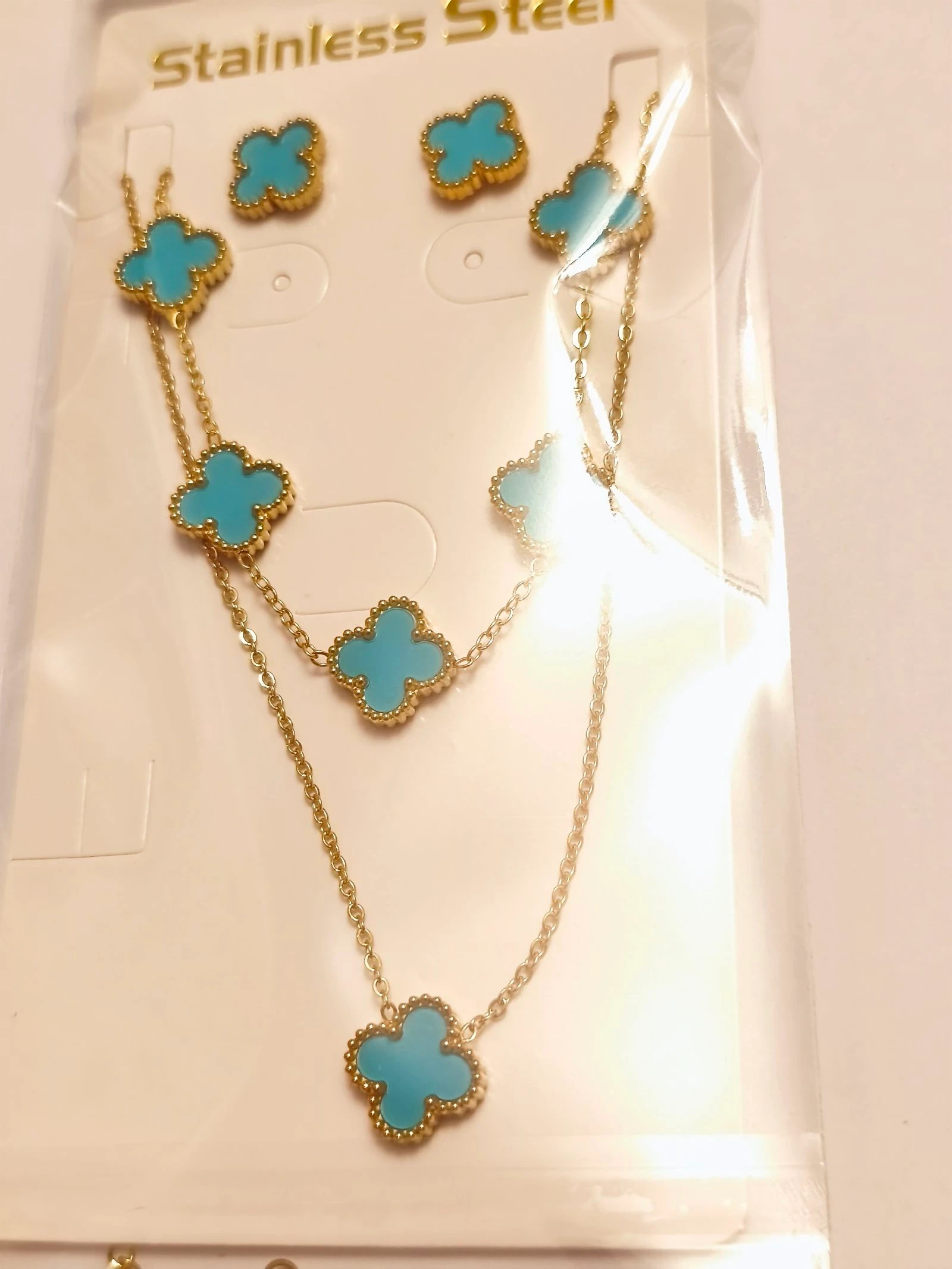 Conjunto de gargantilha pulseira e brincos de trevo cor turquesa – photo 8